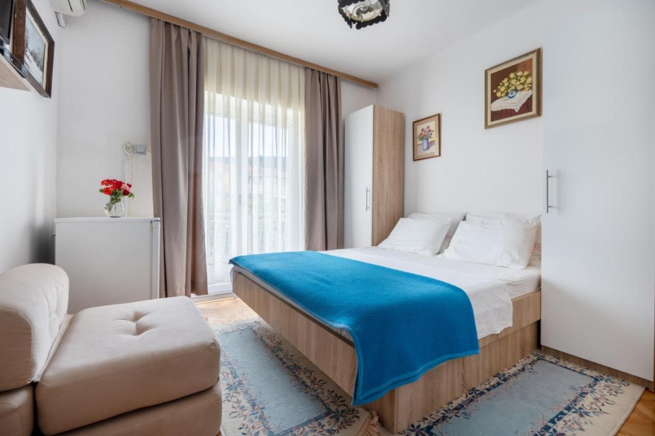 Apartments And Rooms Lotus Неум Экстерьер фото